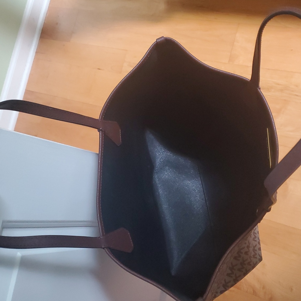 Michael Kors Signature Brown Tote - Picture 2 of 3